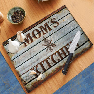 Moms Kitchen - Cutting Board